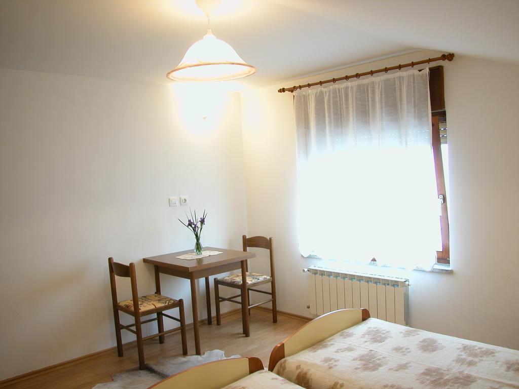 Turisticna Kmetija Siroko Villa Tolmin Room photo